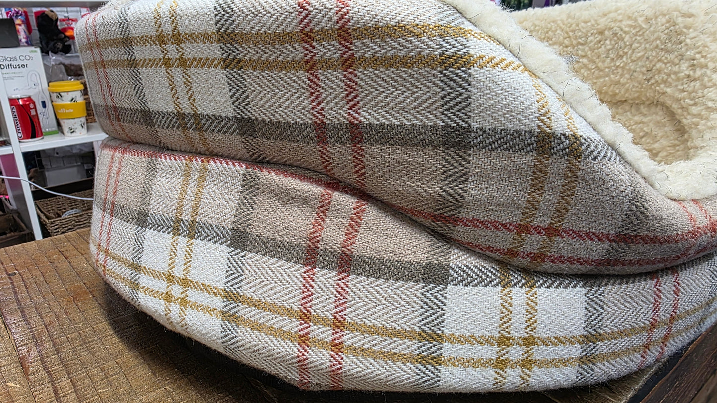 SMALL OVAL TARTAN DOG BED. ( CLEARANCE )